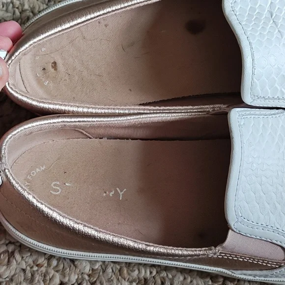 Sperry White w/ Rose Gold Accent Slip-On Sneakers Size 9 - Picture 5 of 7